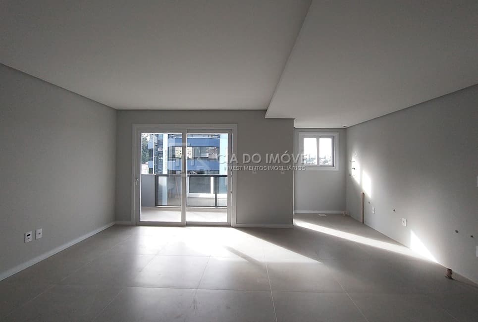 Apto novo, 3 dormitórios, 1 suíte, sacada gourmet no bairro Cristo Redentor