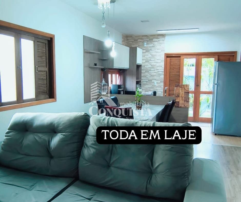 CASA EM ARARANGUÁ