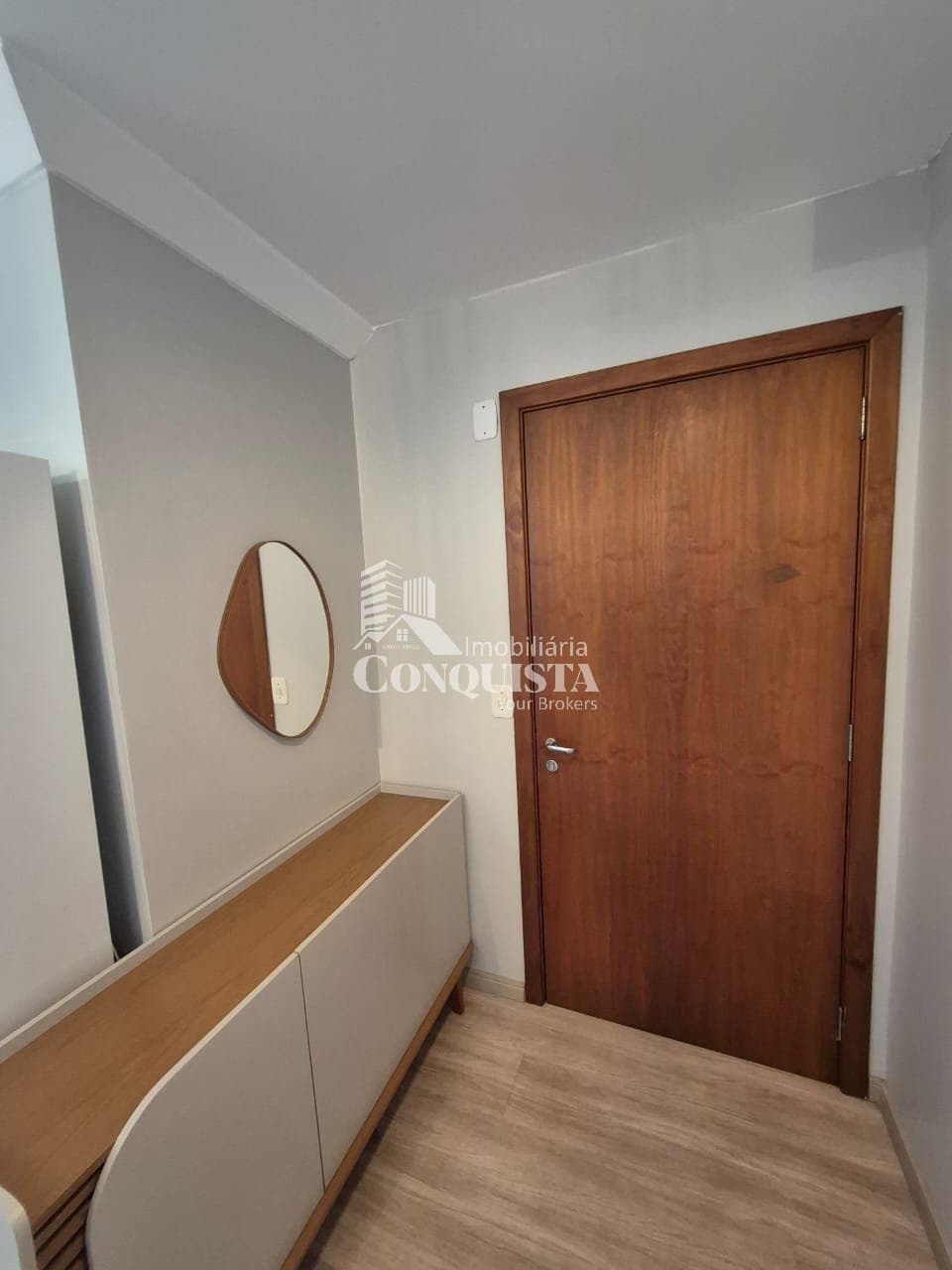 ÓTIMO APARTAMENTO MOBILIADO