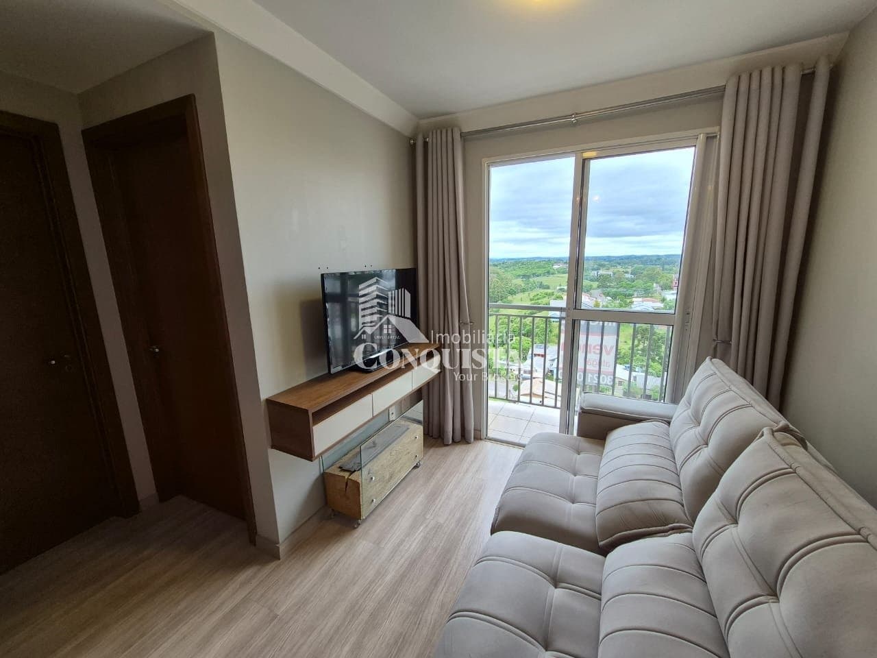 ÓTIMO APARTAMENTO MOBILIADO