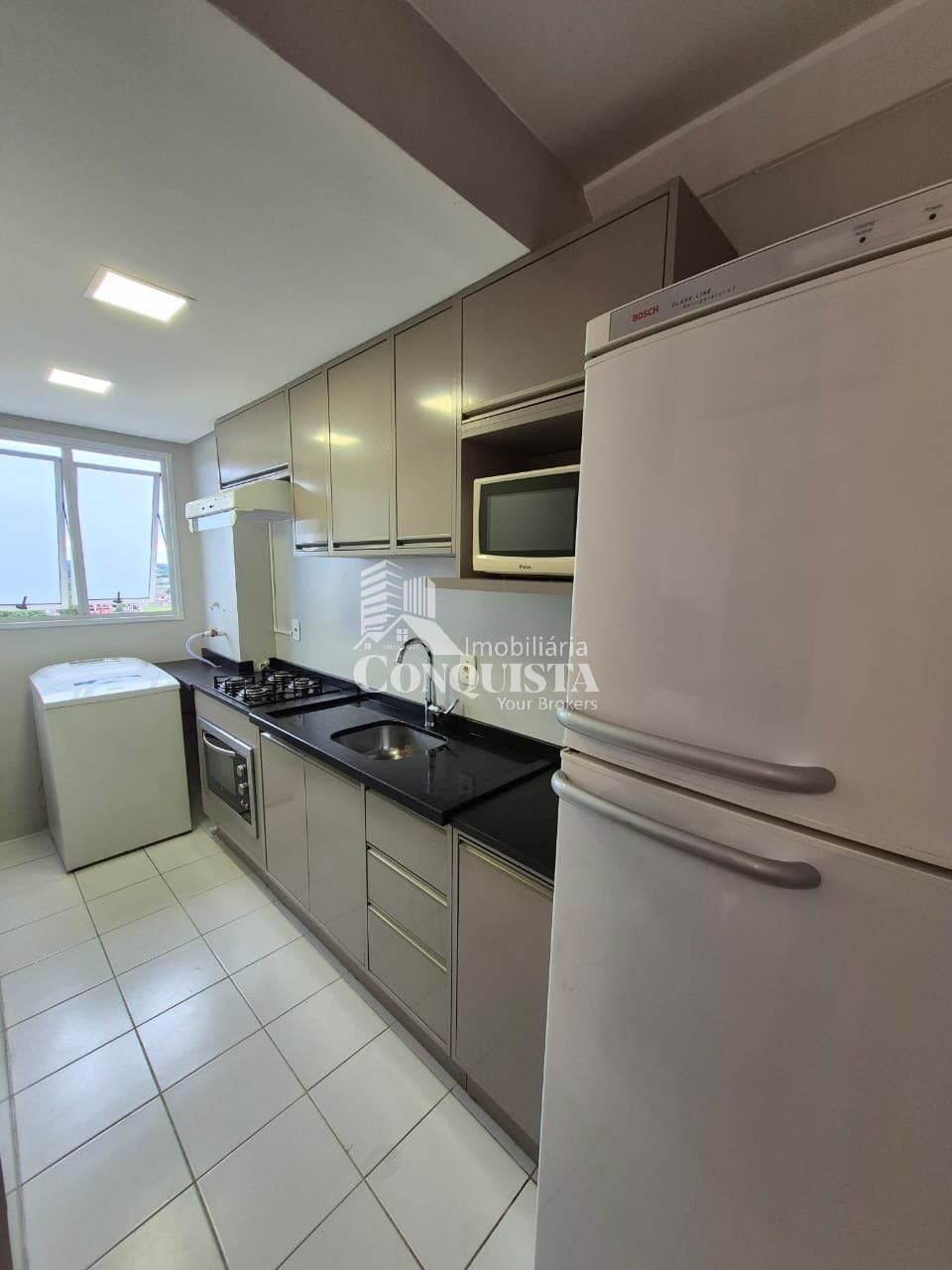 ÓTIMO APARTAMENTO MOBILIADO