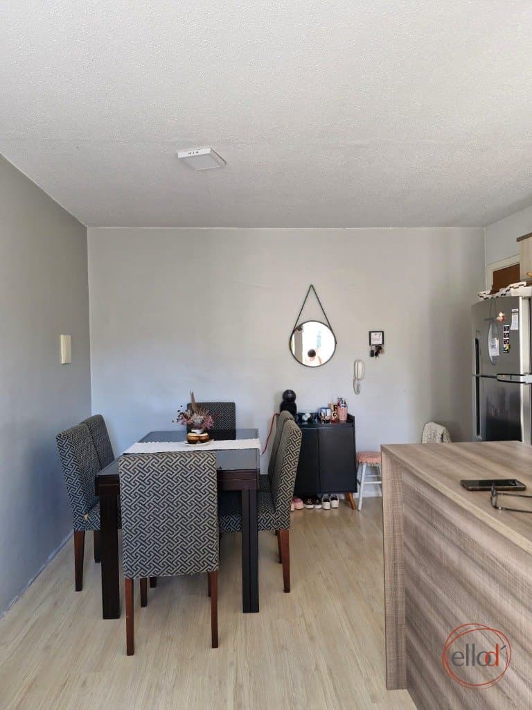 Apartamento semi mobiliado