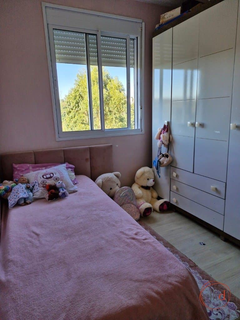 Apartamento semi mobiliado