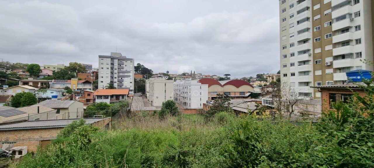 Terreno à venda no Bairro Rio Branco, Caxias do Sul
