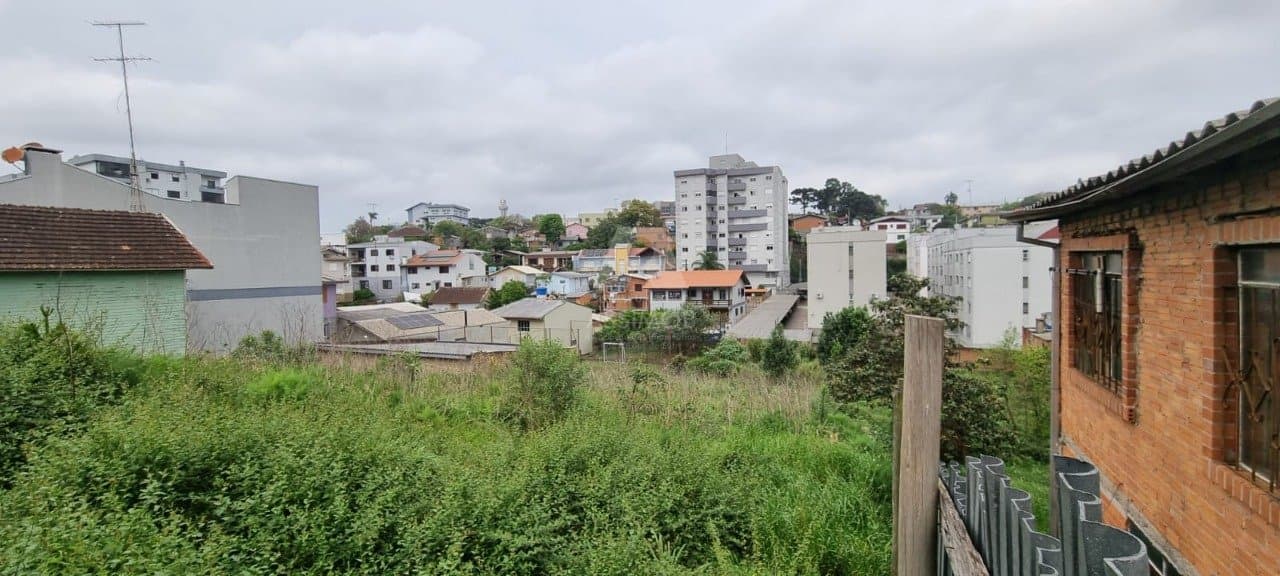 Terreno à venda no Bairro Rio Branco, Caxias do Sul