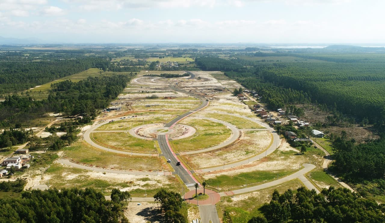 Venda de Terreno em Passo de Torres-SC, bairro Praia Caravelle
