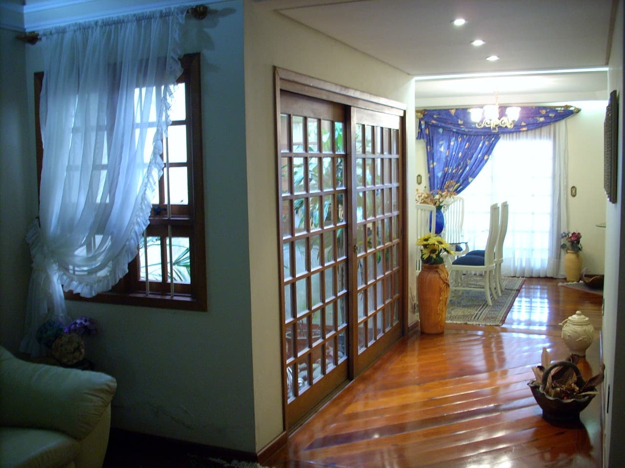 Venda de Casa em Canoas-RS, bairro Jardim do Lago