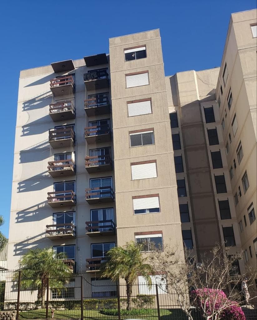 Venda de Apartamento em Caxias do Sul-RS, bairro Panazzolo