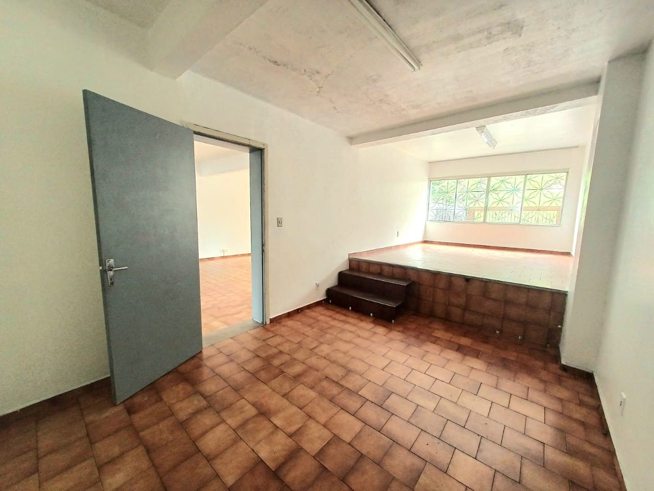 Venda de Salas/Conjuntos em Caxias do Sul-RS, bairro Exposição