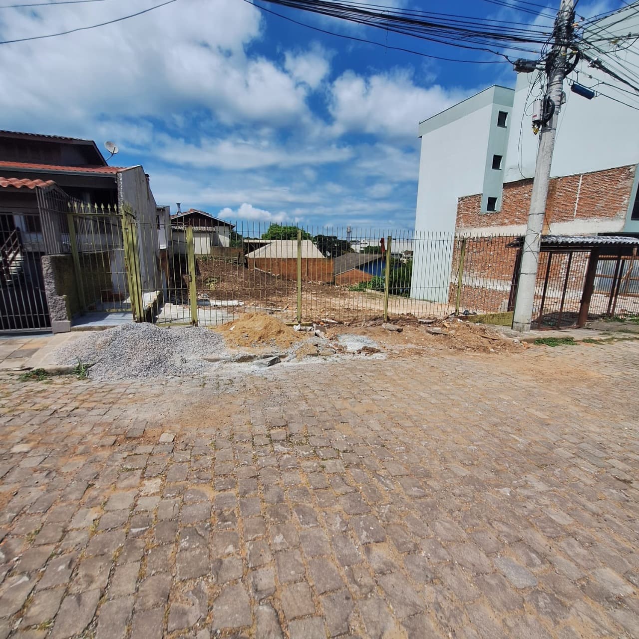 Venda de Terreno em Caxias do Sul-RS, bairro Rio Branco