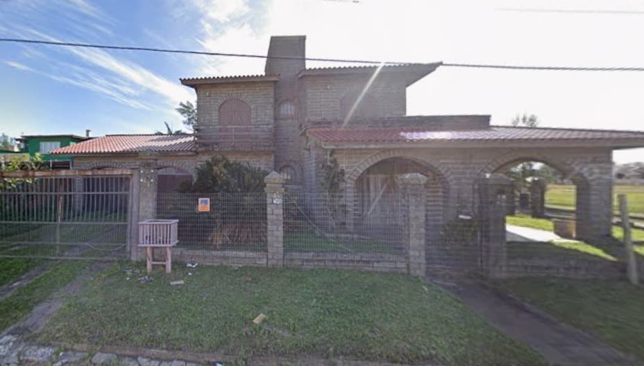 Venda de Casa em Xangri-lá-RS, bairro Noiva Do Mar