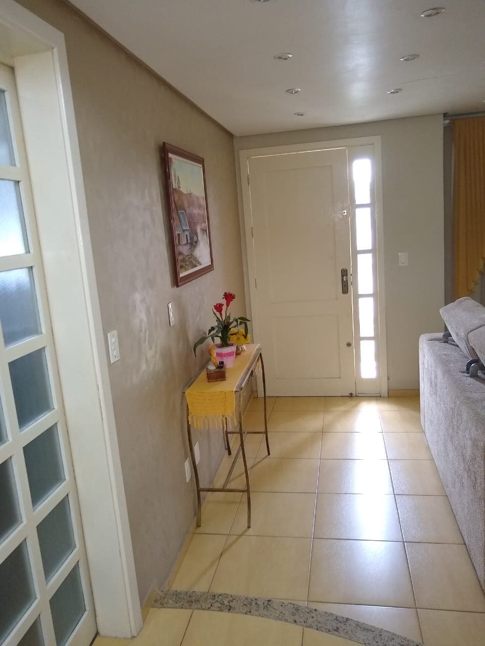 Venda de casa de 2 apavimentos em Caxias do Sul, bairro Desvio Rizzo