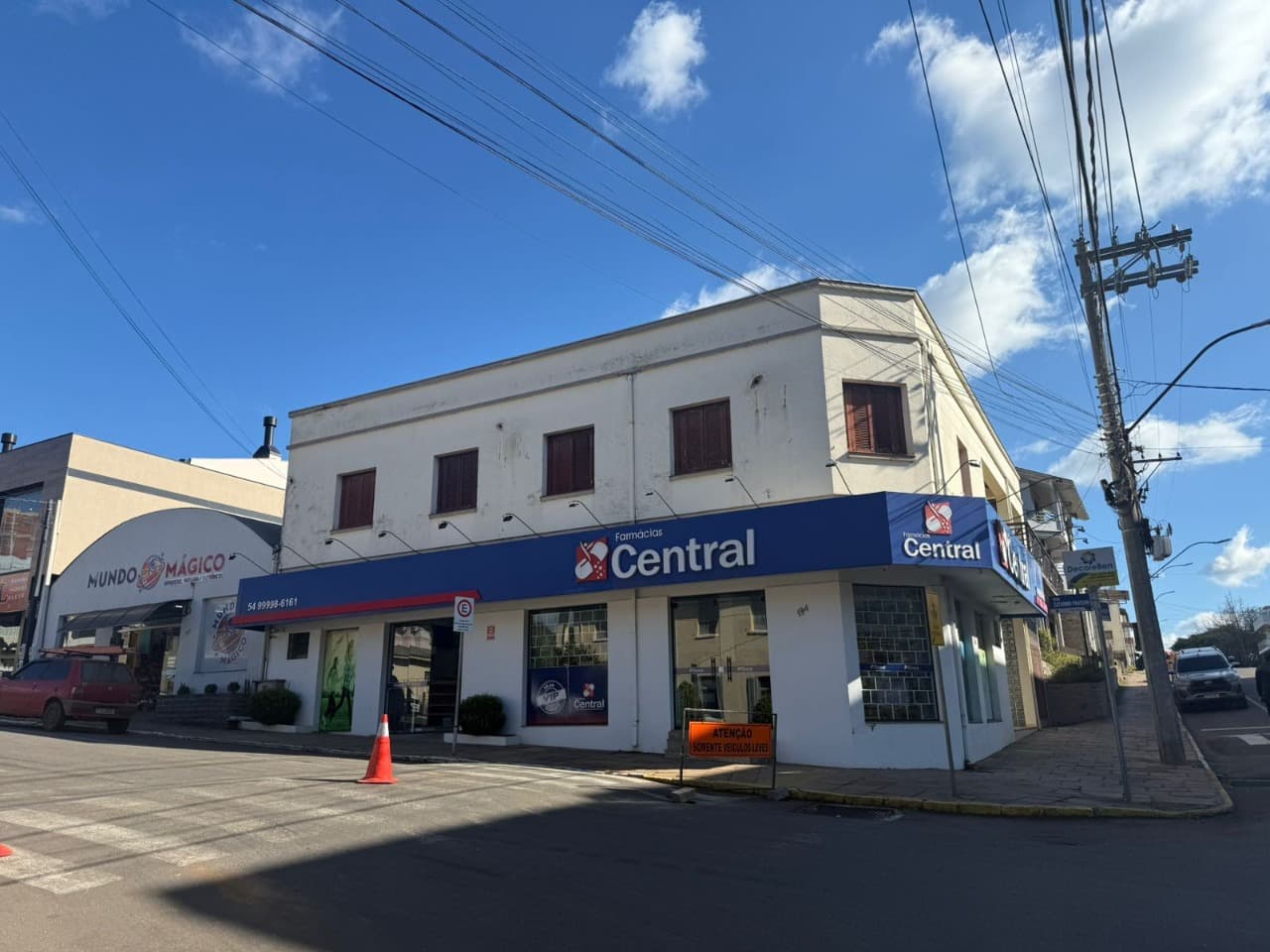 Casa mista em Nova Araçá, bairro centro