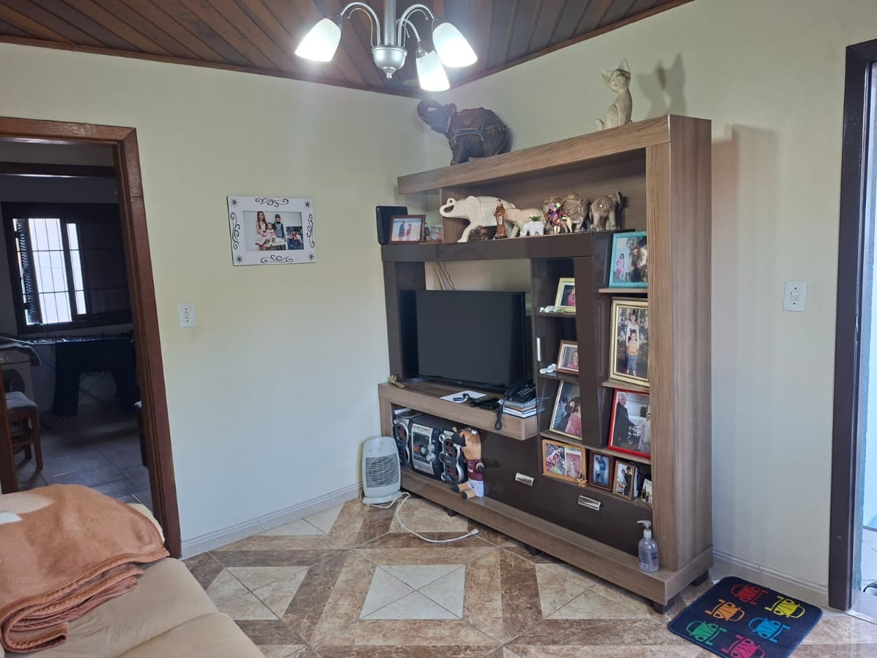 Casa á venda em Caxias do Sul, bairro Cidade Nova