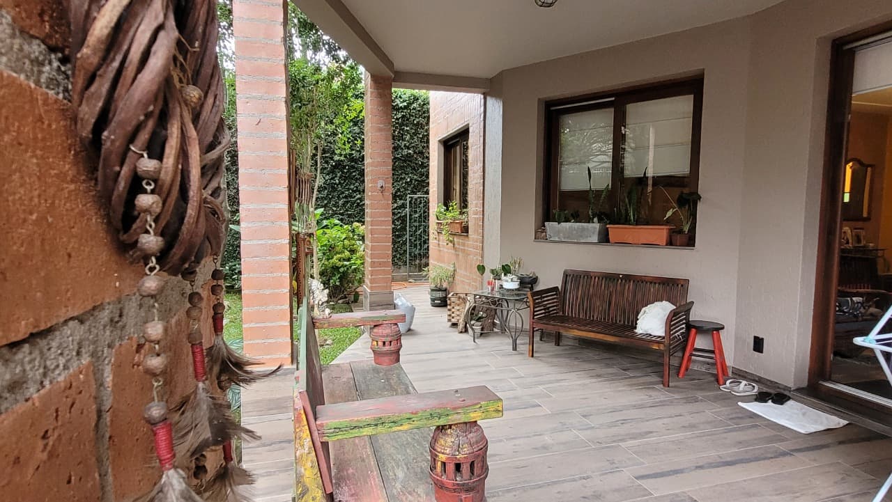 Casa a venda em Caxias do Sul, bairro Petrópolis