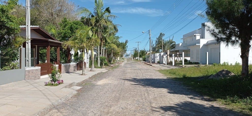 Venha curtir o verão com a Fulcher Imóveis em Balneário Bellatorres!!