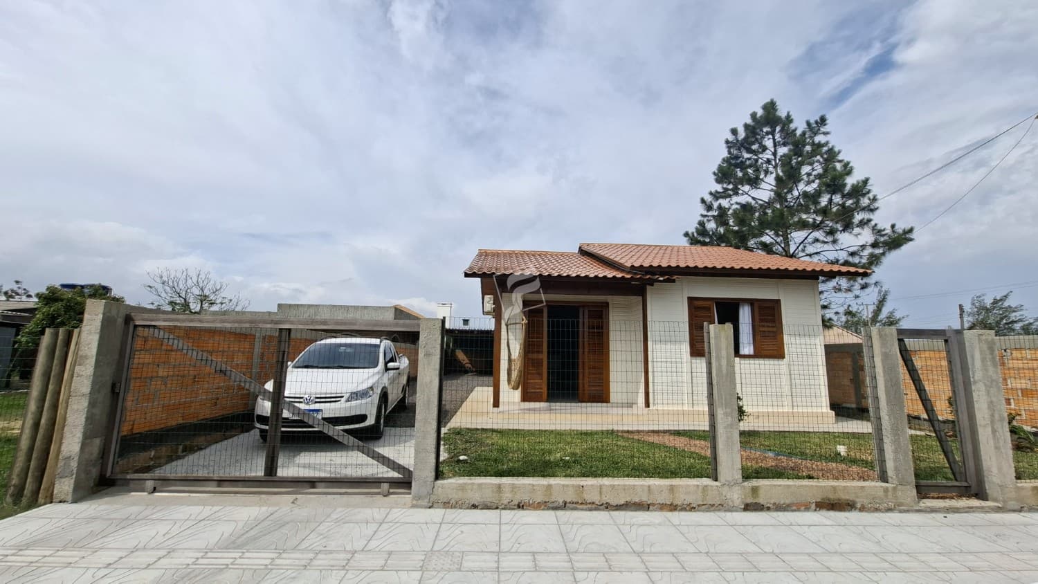 Aluguel - Casas - 2 dormitórios - Bellatorres - Passo de Torres - SC