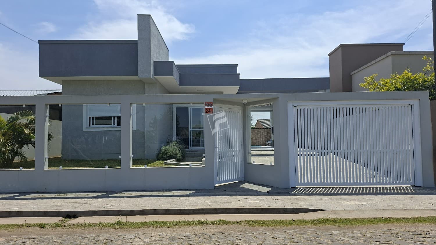 Aluguel - Casas - 3 dormitórios - Bellatorres - Passo de Torres - SC