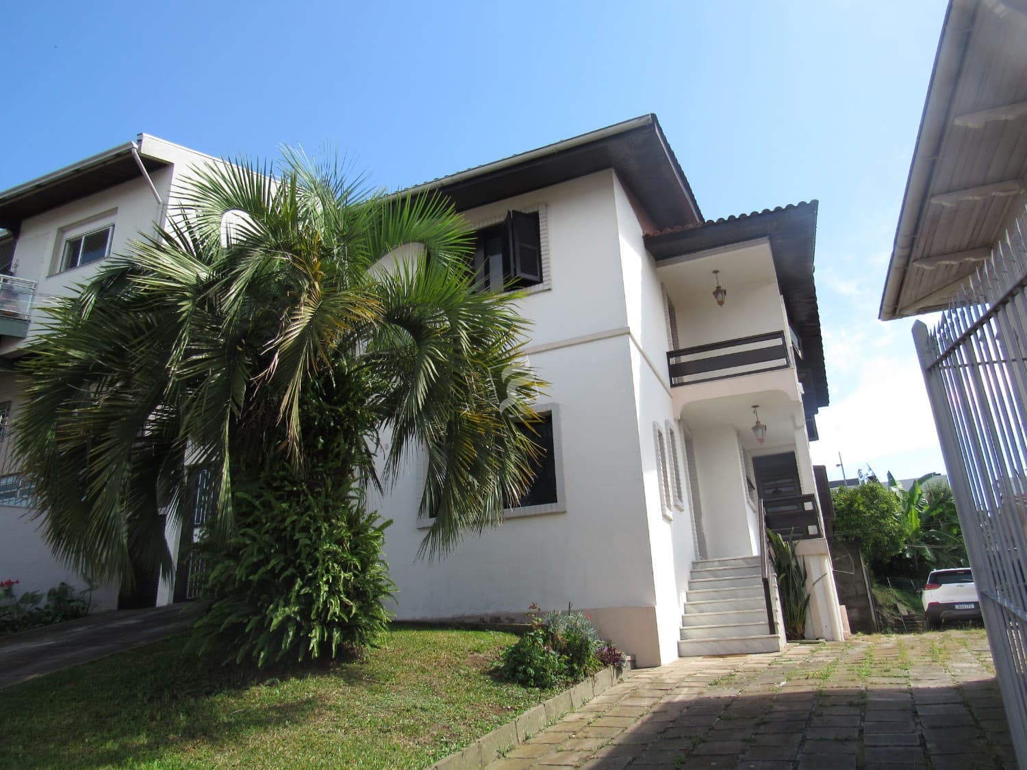 Aluguel - Casas - 2 dormitórios - Rio Branco - Caxias do Sul - RS